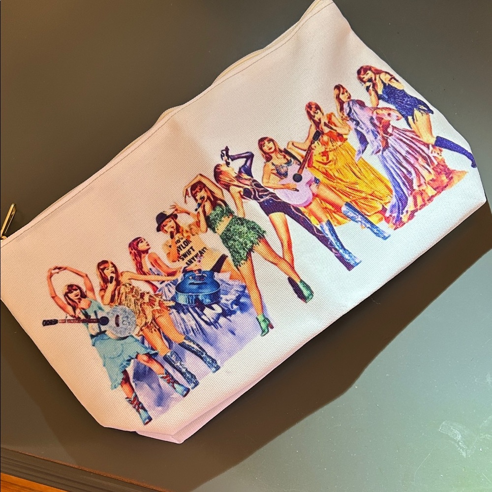 Taylor Swift large canvas pouch / cosmetic bag. NWOT